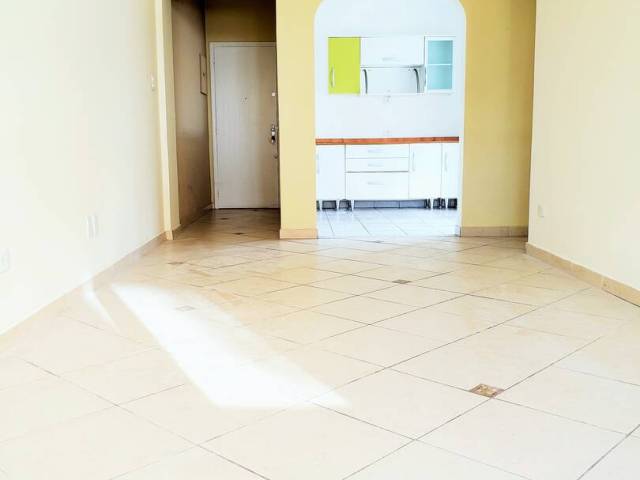 #90 - Apartamento para Venda em Santos - SP