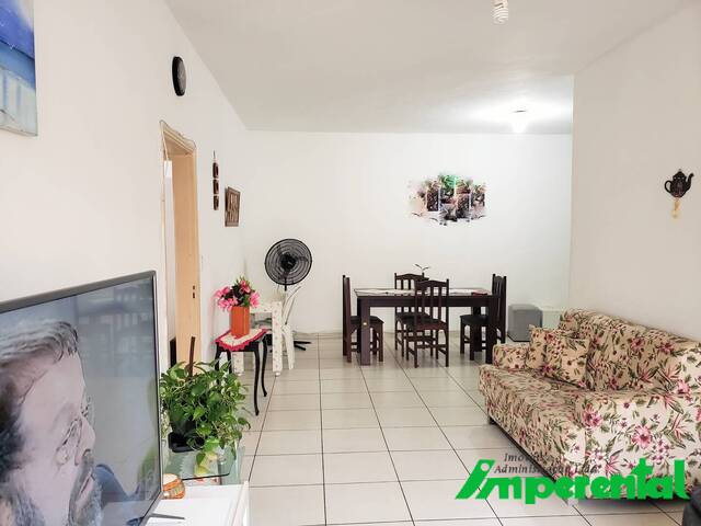 #212 - Apartamento para Venda em Guarujá - SP - 2
