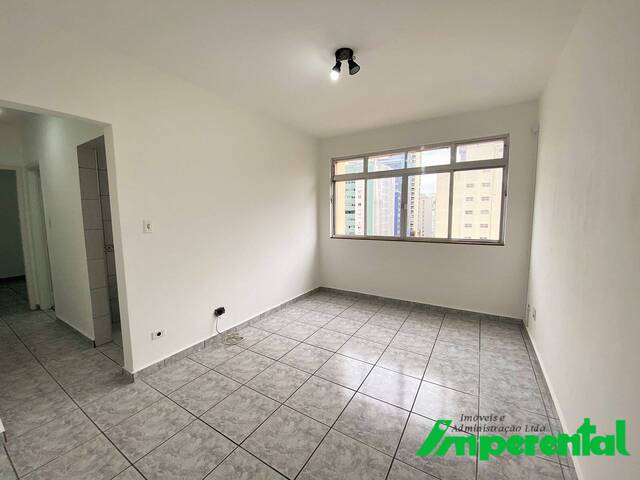 #220 - Apartamento para Locação em Santos - SP - 1