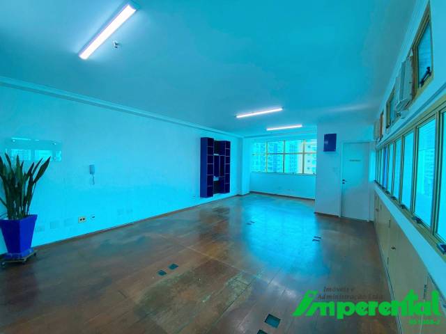 #232 - Sala para Venda em Santos - SP