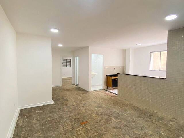 #233 - Apartamento para Locação em Santos - SP - 2