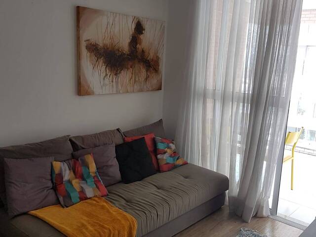 #239 - Apartamento para Locação em Santos - SP