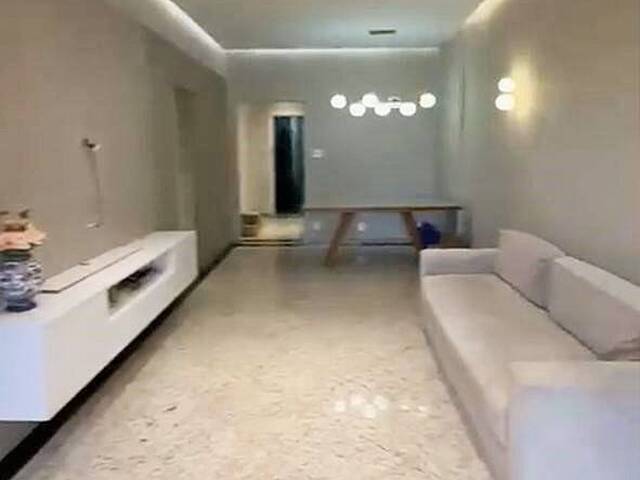 Apartamento para Locação em Santos - 2